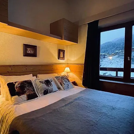 Le Cerf- T2 Sur Front De Neige - La Tania Courchevel