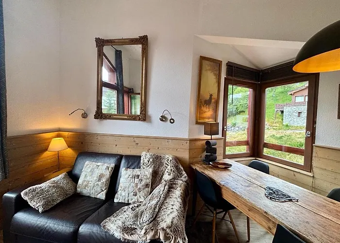 Апартаменты Le Cerf- T2 Sur Front De Neige - La Tania *