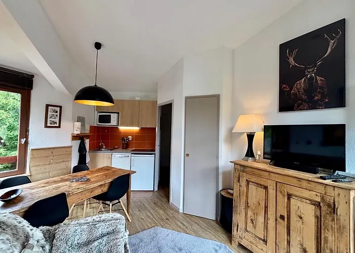 شقة Le Cerf- T2 Sur Front De Neige - La Tania كورشوفيل